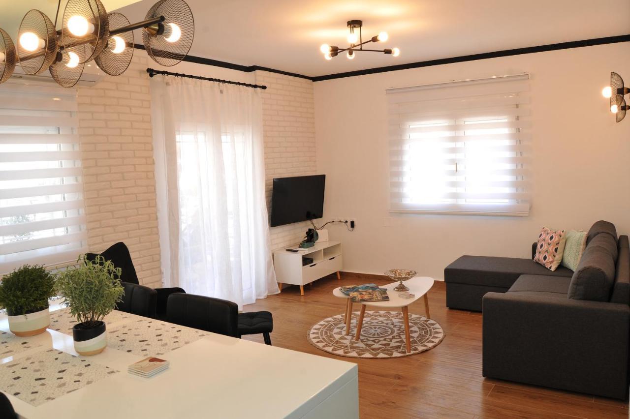 Vintage Apartment Helios Kalampáka Eksteriør bilde
